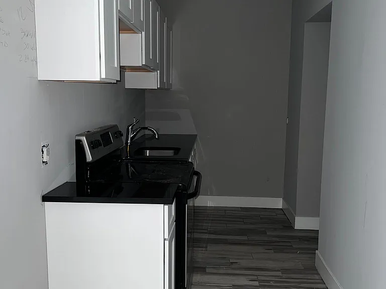 1507 S 17th St #B109 — Photo 3