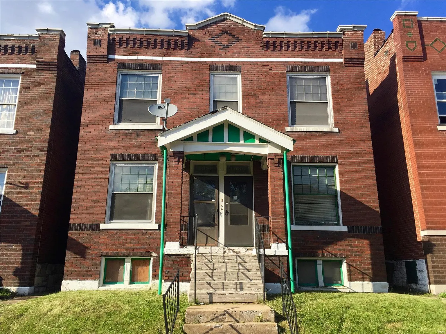 4039 Palm St photo 1
