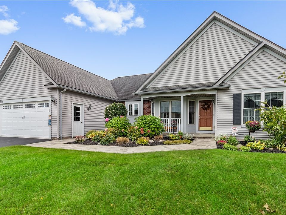 1071 Channing Woods Dr, Webster, NY 14580 | Zillow