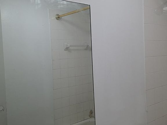 4th image of 5128 Pine Abbey Dr S