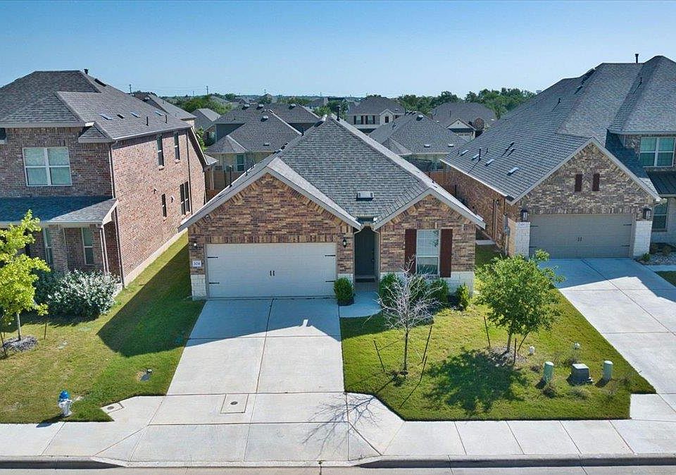 1st image of 104 Raleigh Dr
