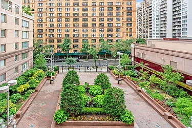 Rented by Sotheby's International Realty