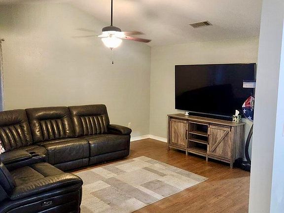 4th image of 14602 Indian Trails Cir