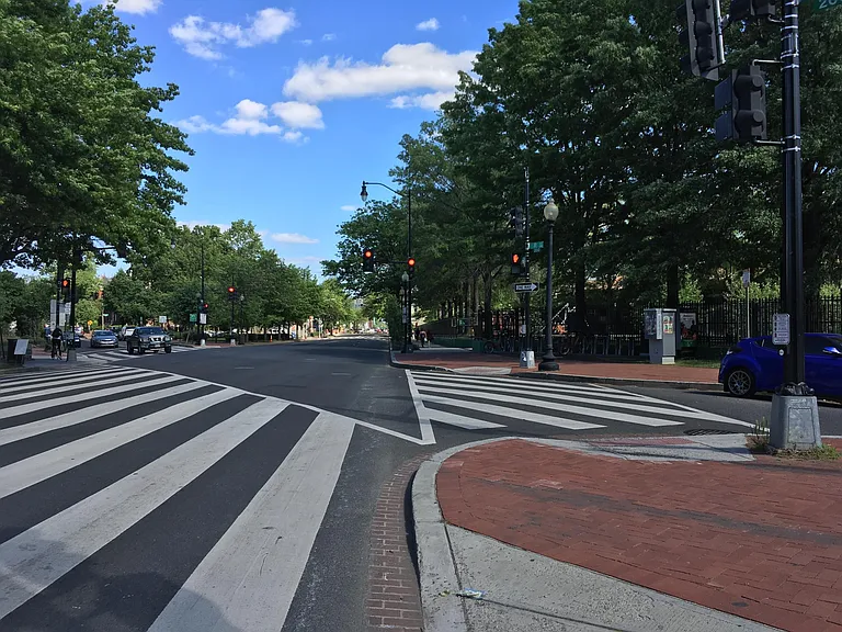 36 R St NW #B — Photo 13