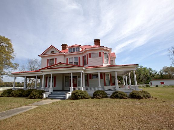 2nd image of 1501 E Martin Luther King Dr