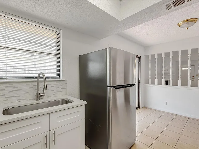 9604 Night Star Dr #B — Photo 7