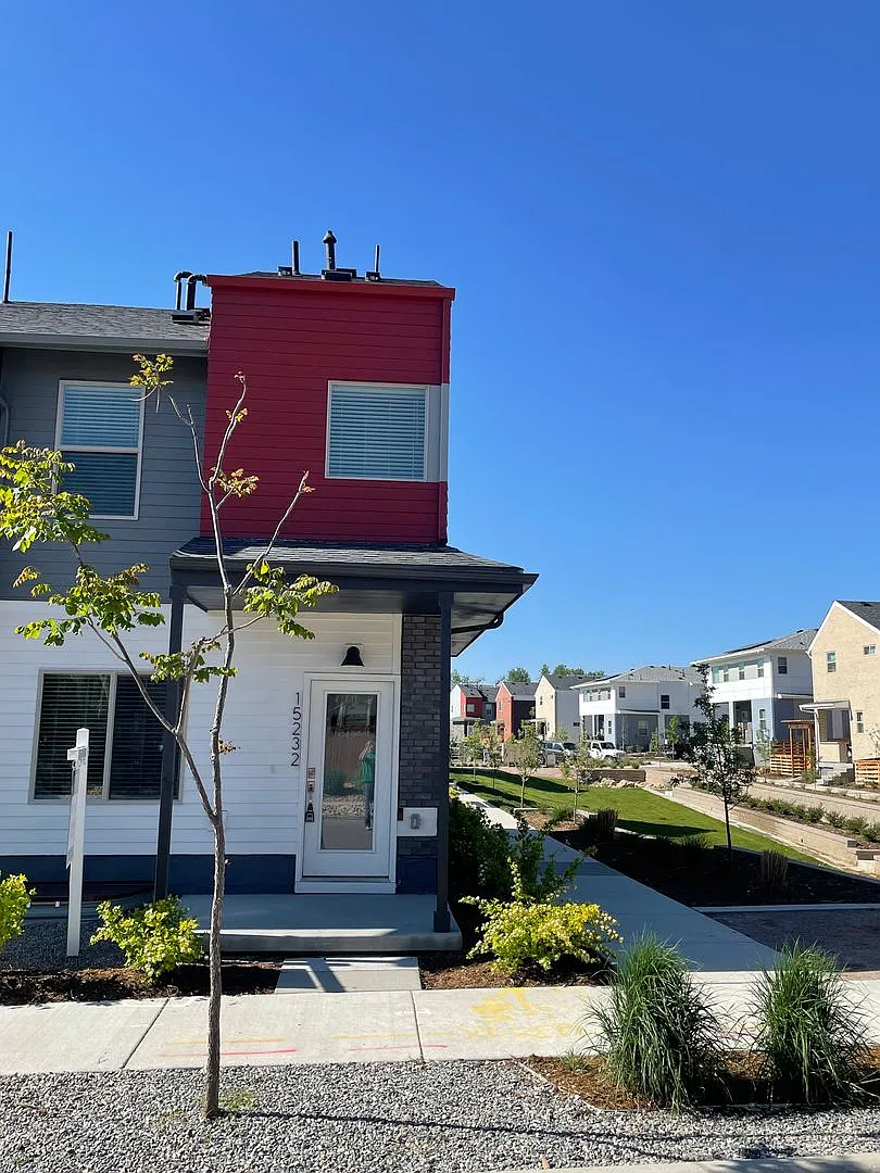 Building Photo - 15232 W 69th Pl