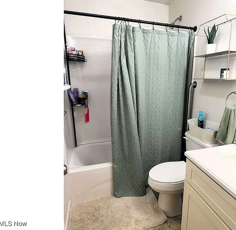 2 bed, $1,200 — Photo 4