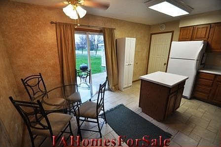 Eat-in Kitchen - Walk out to patio