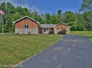 184 Silver Mark Dr, Factoryville, PA 18419