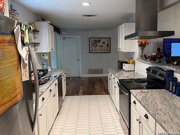 5th image of 206 Shalimar