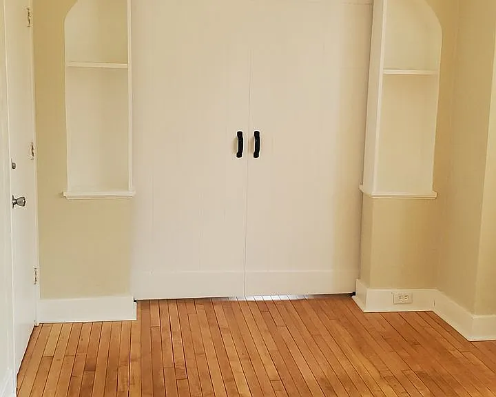657 Bedford St — Photo 8