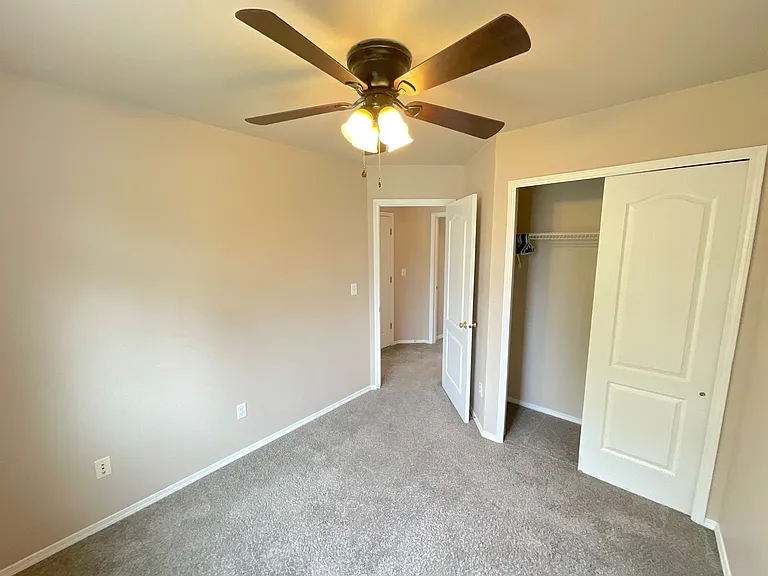 9180 Red Columbine Dr — Photo 27