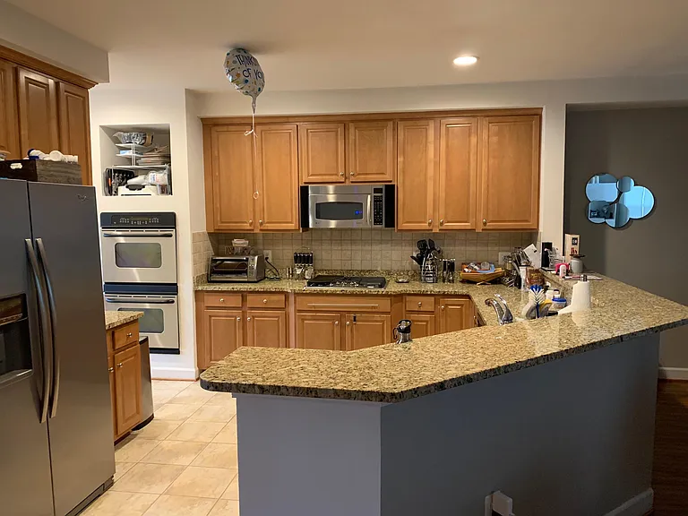 2961 Thompson Park Ln — Photo 2