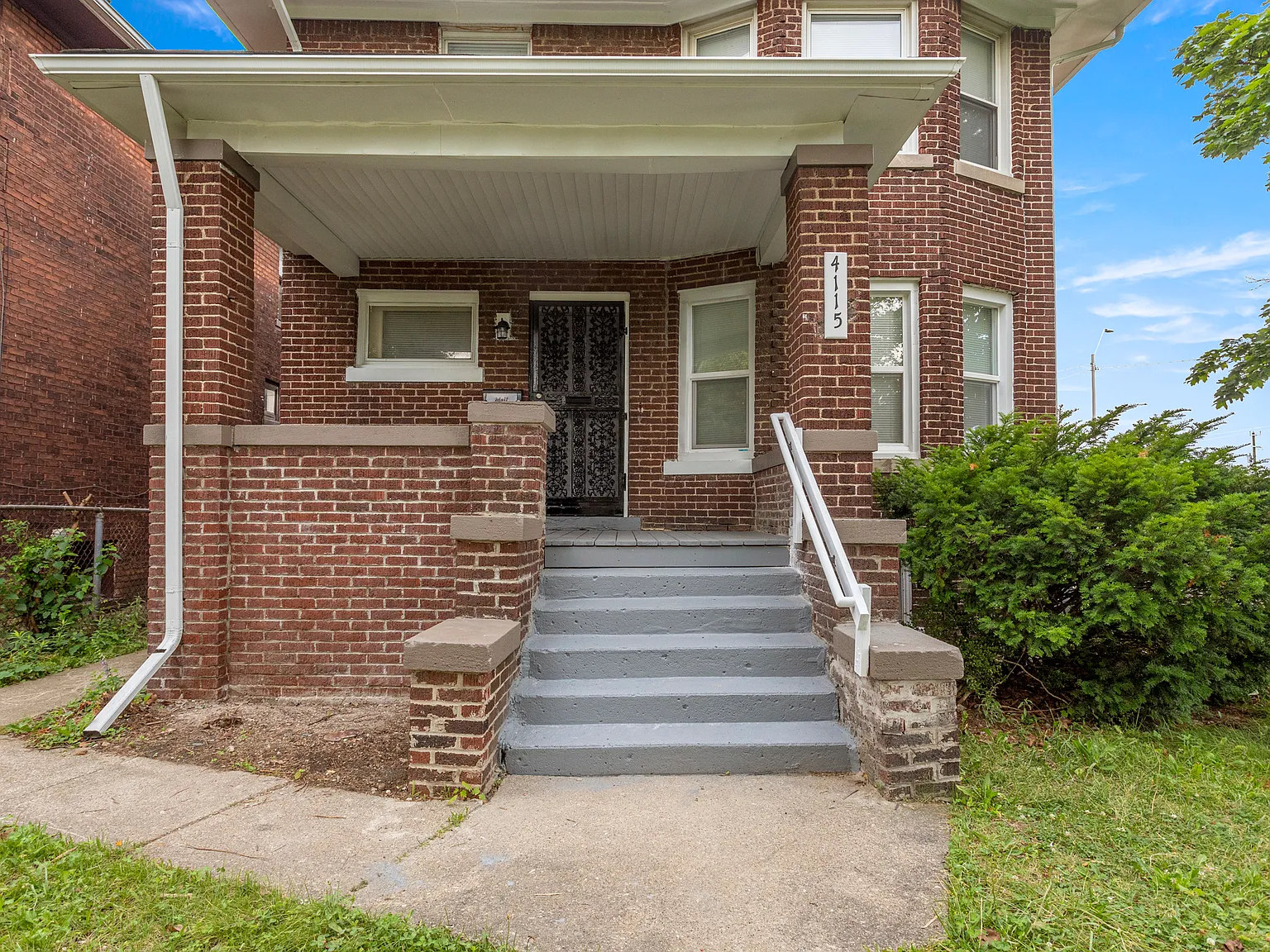 3 bed, 1756 sqft, $1,700 — Photo 3
