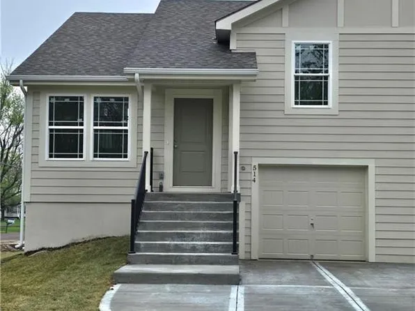 514 W Lawrence St, Spring Hill, KS 66083