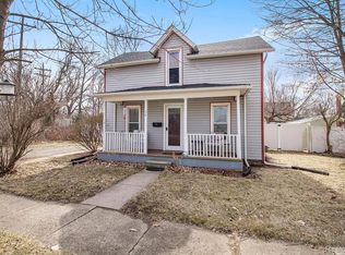 318 Godfrey St, South Lyon, MI 48178