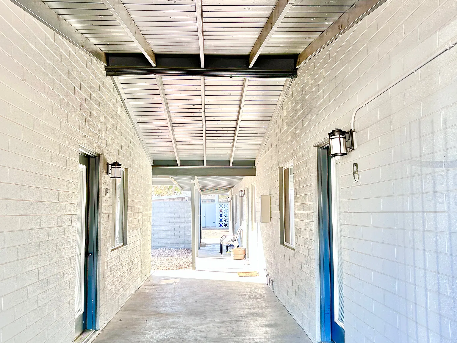 2 bed, 800 sqft, $1,595 — Photo 2