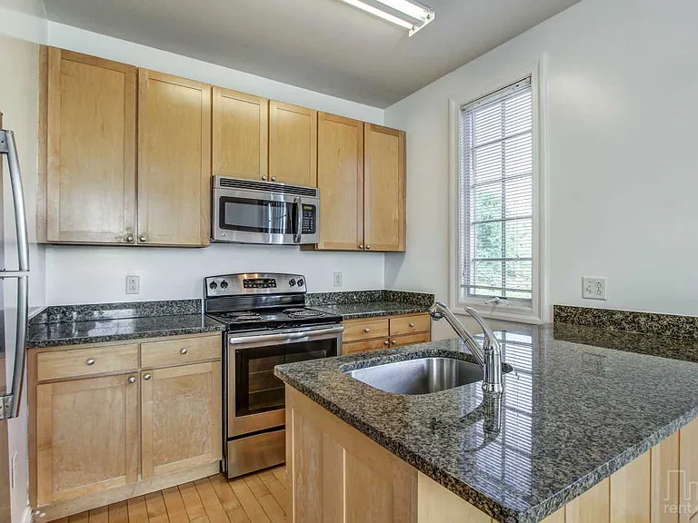 Reserve at Summerset — Photo 12