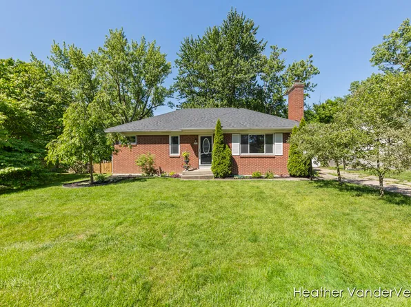 1919 Conlon Ave SE, Grand Rapids, MI 49506