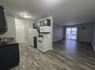 3011 S 17th St #209, Grand Forks, ND 58201