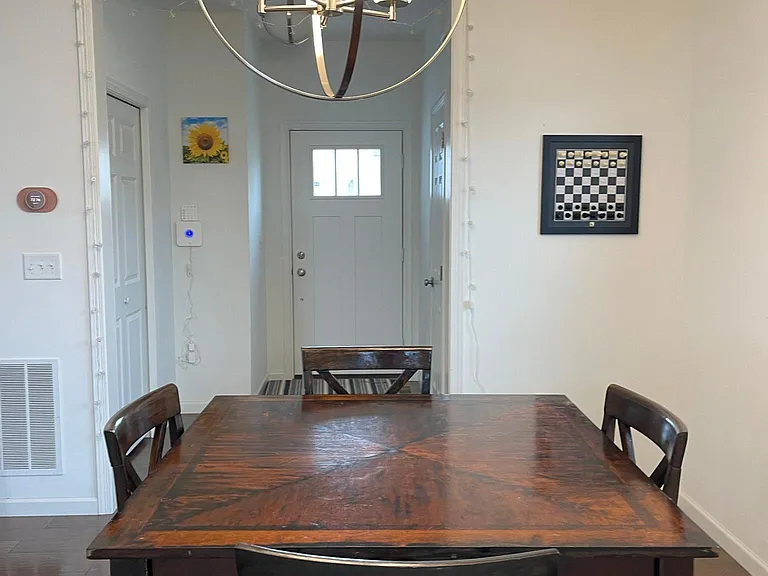 1564 Zestar Dr — Photo 5