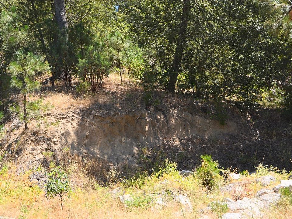 1st image of 50 Dogwood Creek Dr
