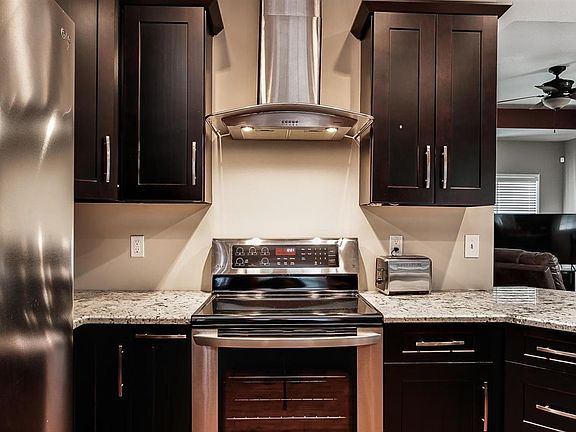 5th image of 115 Darlington Dr #0