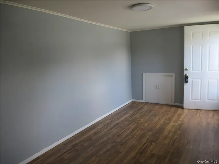 3 Elgar St #UPPER FLOOR — Photo 9