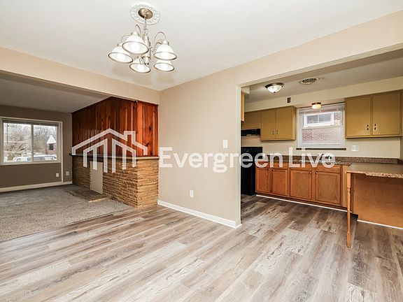 5th image of 2835 Woodway Ave