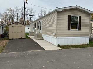 594 D St, Niagara Falls, NY 14304