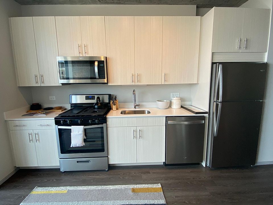1st image of 85 W Ida B Wells Dr #1709