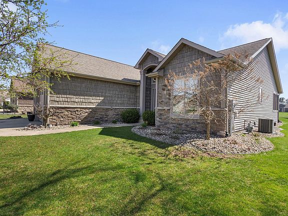 3rd image of 2210 Timberstone Dr