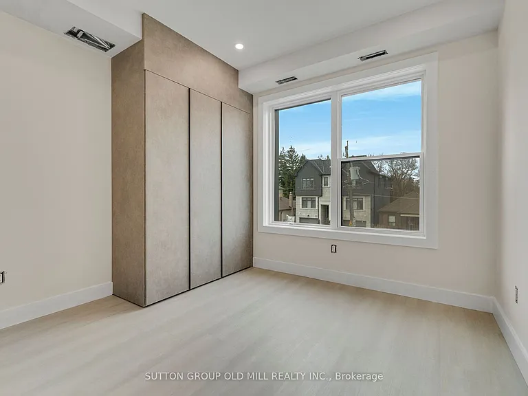 625 Harvie Ave #2 — Photo 14