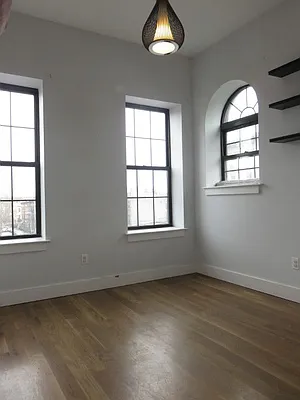 Rented by Rennit Inc. | media 14