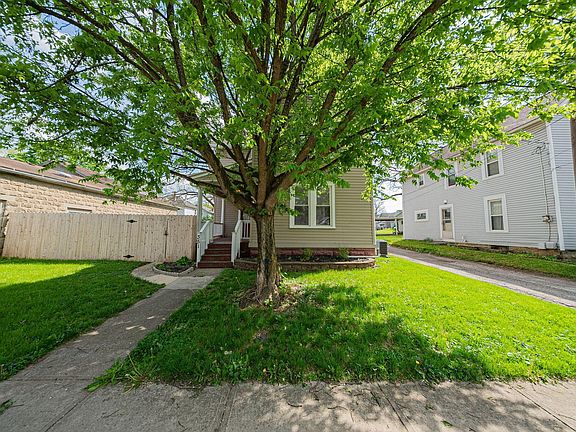 3rd image of 351 W William St
