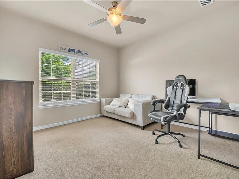 1820 Christopher Creek Dr — Photo 8