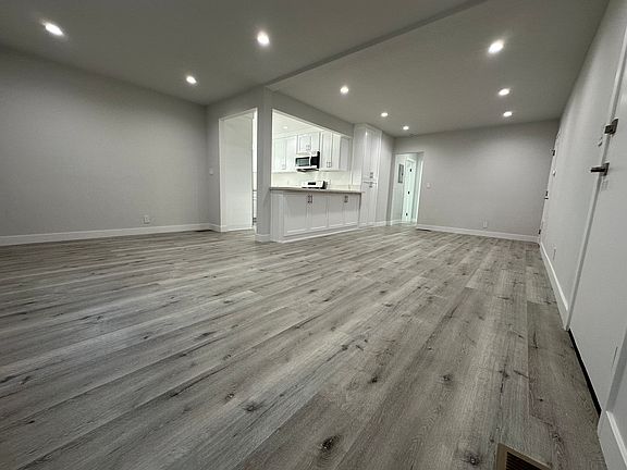 2nd image of 8360 Blackburn Ave #1B