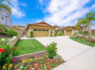 8204 Sunset Rose Dr, Corona, CA 92883