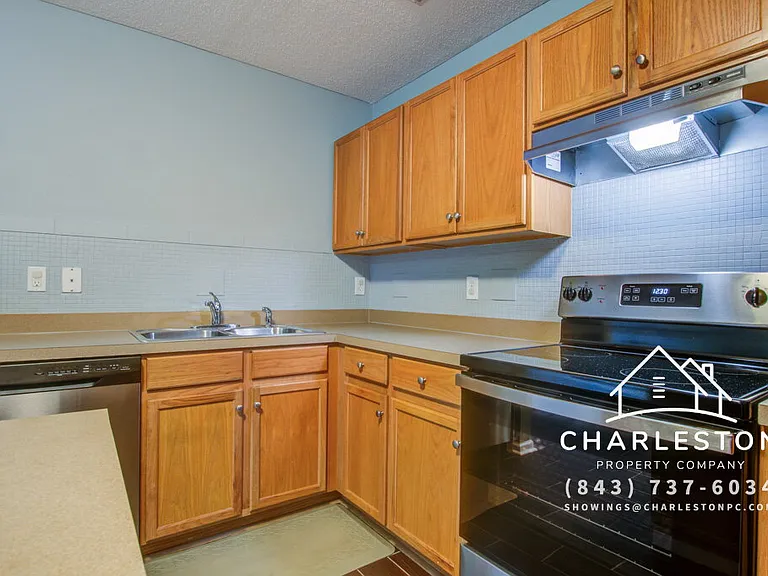 8637 Chloe Ln — Photo 10