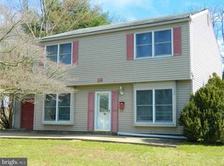 28 Sumter Ct, Laurel Springs, NJ 08021