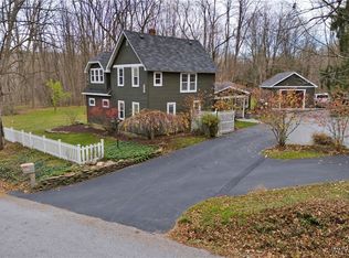 2342 Darling Rd, South Wales, NY 14139
