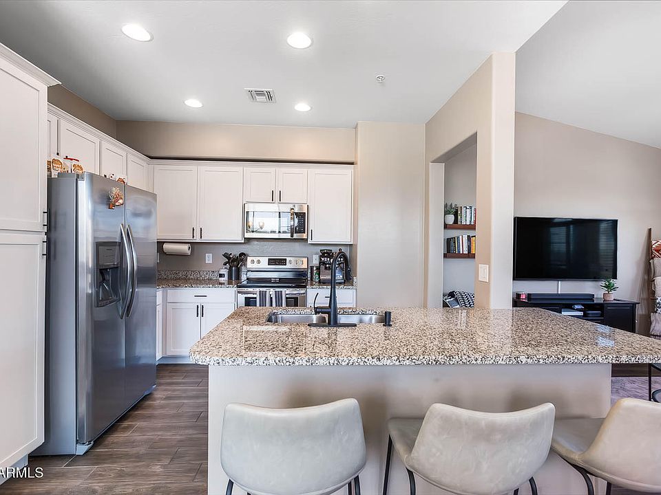 1st image of 240 W JUNIPER Avenue #1169