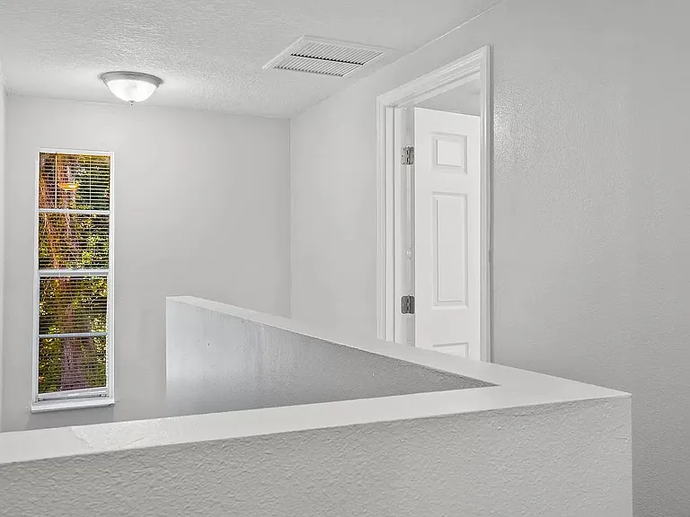 25027 Holden Dr — Photo 16