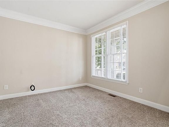 3rd image of 855 Freedom Way