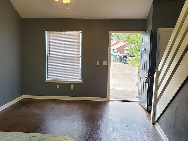 2293 Hartsfield Way — Photo 3