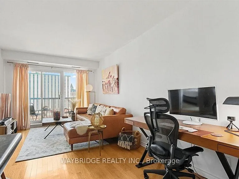 200 Rideau St #906 — Photo 8