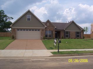 4997 Crested Pine Cv, Bartlett, TN 38135