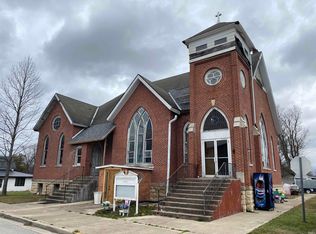 105 N McKee St, Macy, IN 46951