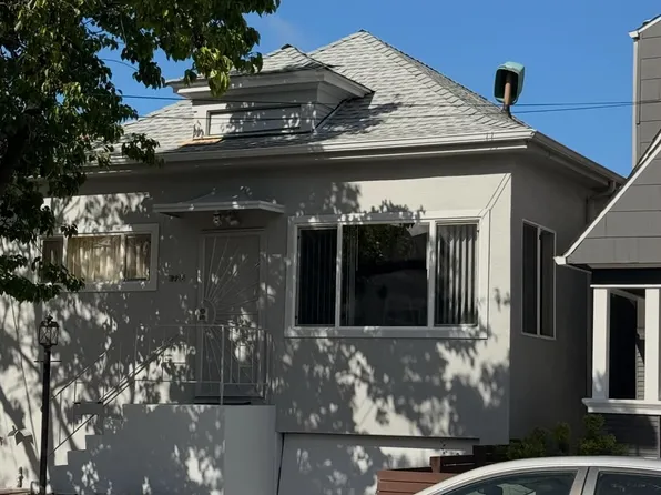 1725 Bay St, Alameda, CA 94501